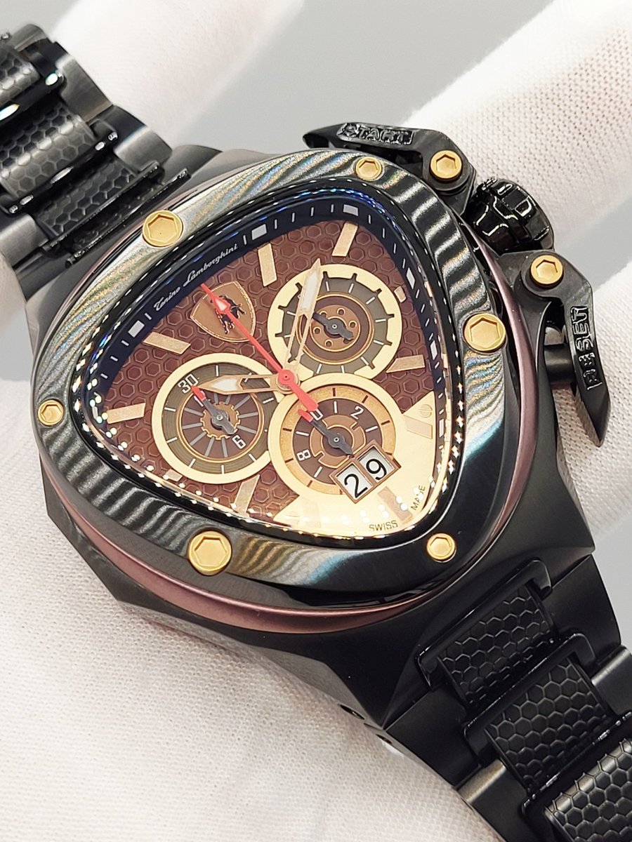 Tonino Lamborghini Tonino Lamborghini Spyder Prices: 3 References Tracked